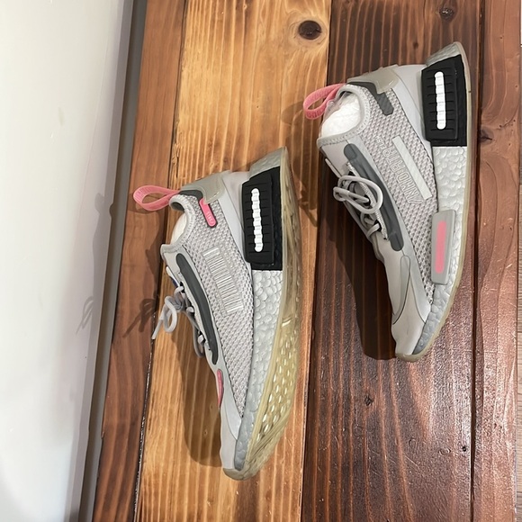 adidas Originals X NASA NMD R1 Spectoo Sneaker Grey Rose Pink Womens Size 6.5 - Picture 10 of 12